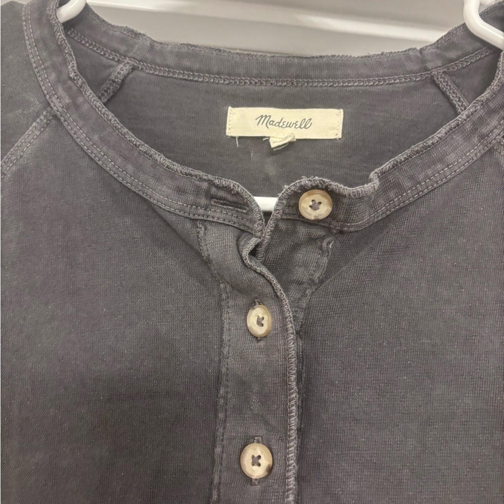 Madewell Women’s Gray Shirt